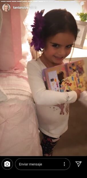Tania Ruiz sorprende por maquillar a su hija Carlotta y lo comparte en Instagram