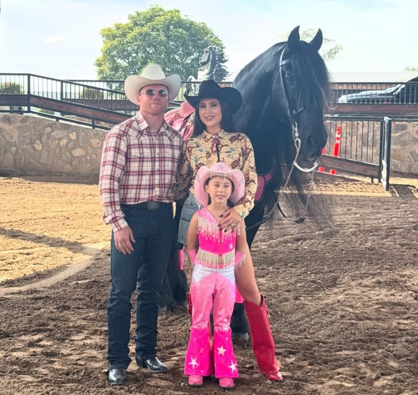 Saúl 'Canelo' Álvarez con su esposa Fernanda Gómez y su hija María Fernanda / Foto: Instagram