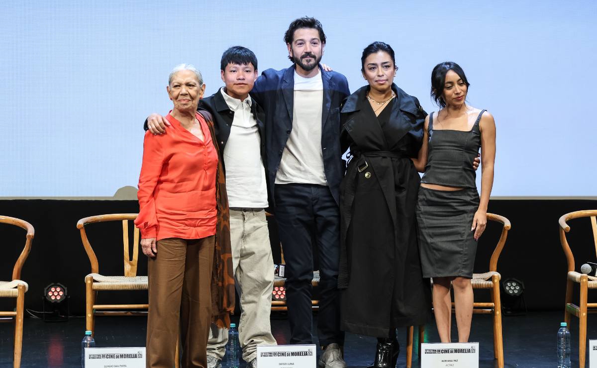 El elenco de 'Ceniza En La Boca' (Foto: Esteban Torreblanca)