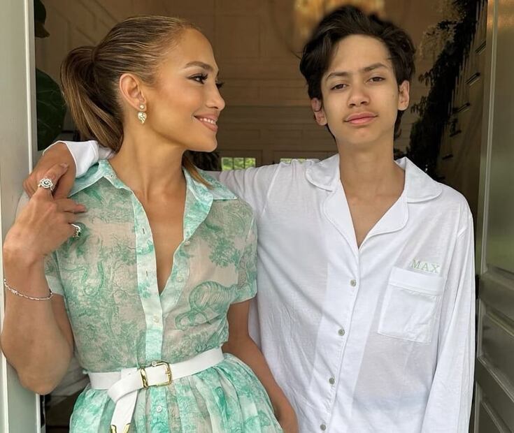 Jennifer Lopez with her son Maximilian David Anthony. / Photo: Instagram