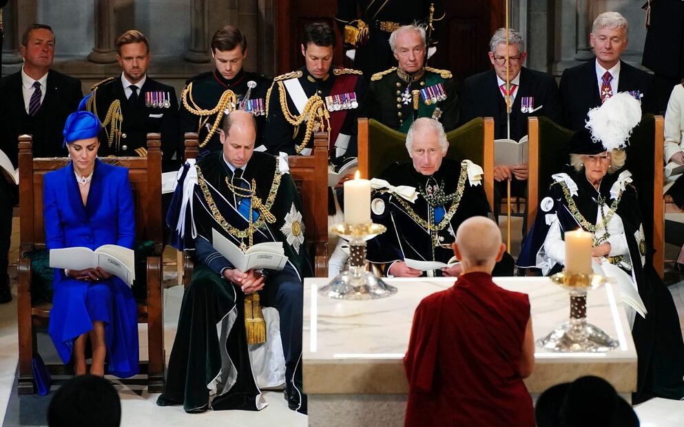 El príncipe William y Kate Middleton, duques de Rothesay; Carlos III y Camila / AP
​