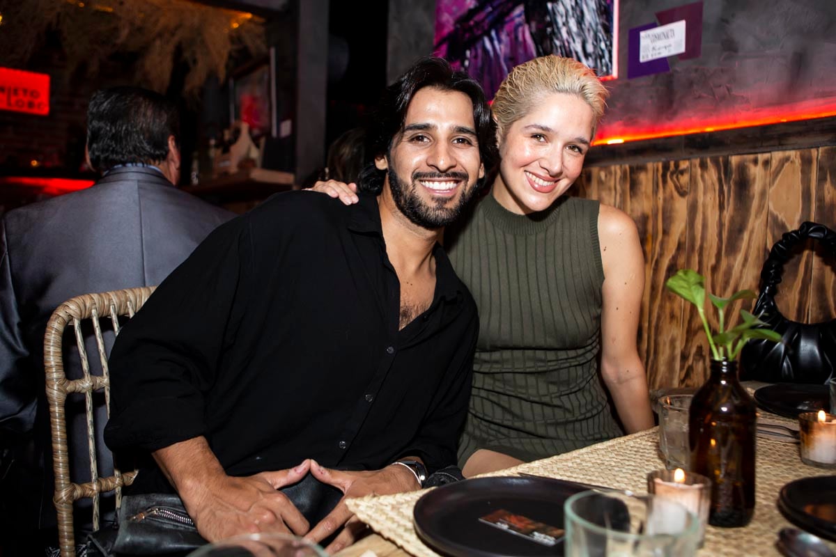 Andrés Durán y Daniela Titín. (Foto: Esteban Torreblanca para VIP)