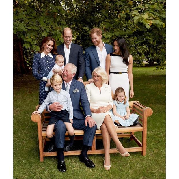 El príncipe Carlos está celoso de los papás de Kate Middleton 
