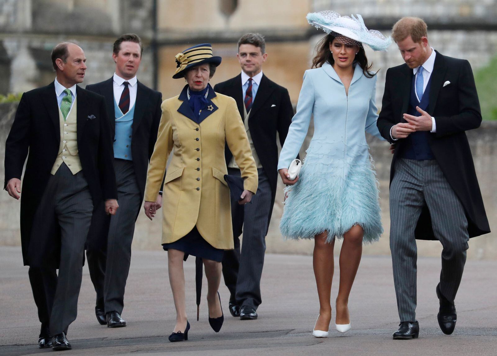 El príncipe Harry, sin Meghan Markle, en la boda de Lady Gabriella