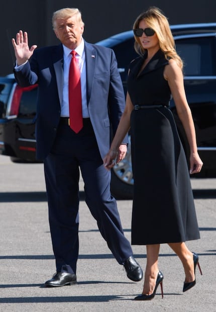 Melania Trump apoya a su esposo, Donald Trump, con una breve aparición