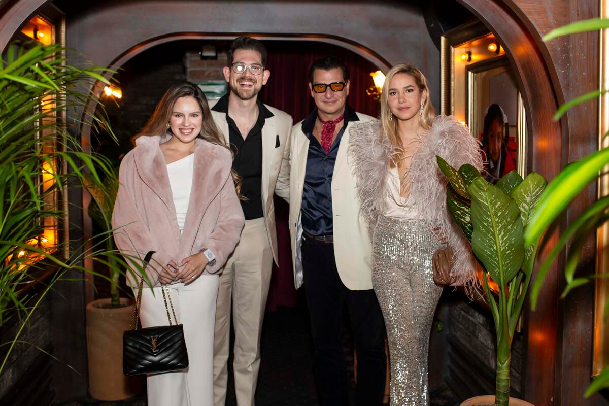 Florencia Montoya, Spencer Hoffmann, Alejandro Grimaldi y Bella Cout. (Foto: Esteban Torreblanca)