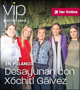 Xóchitl Gálvez desayuna con mujeres