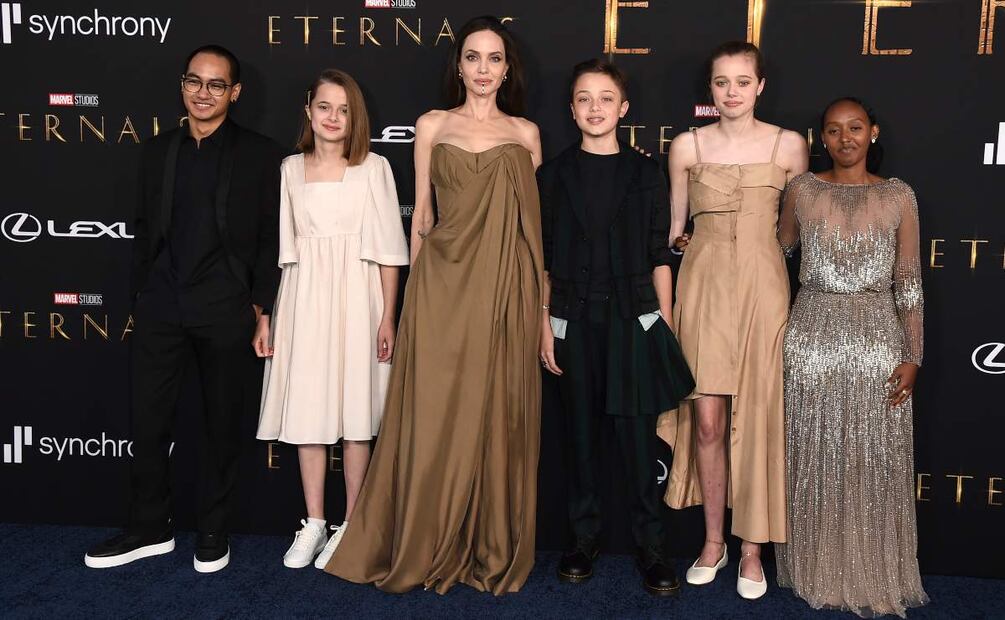 Shiloh Jolie-Pitt sorprende con sus pasos de baile / Getty Images