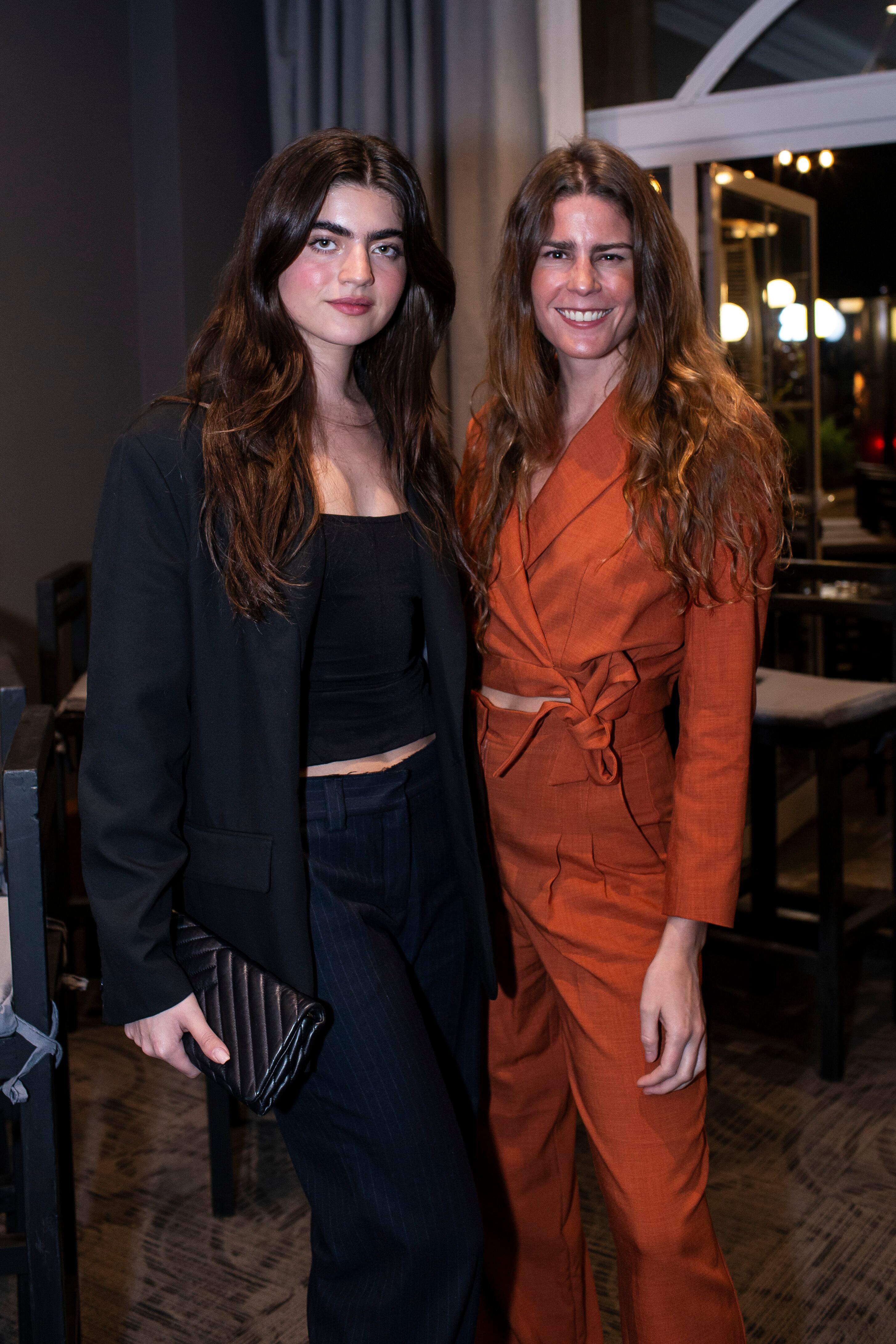 Mariana de Andar y Alessandra Camín. (Foto: Esteban Torreblanca)