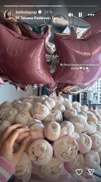 Belinda recibe flores por su cumpleaños. (Foto: Instagram)
