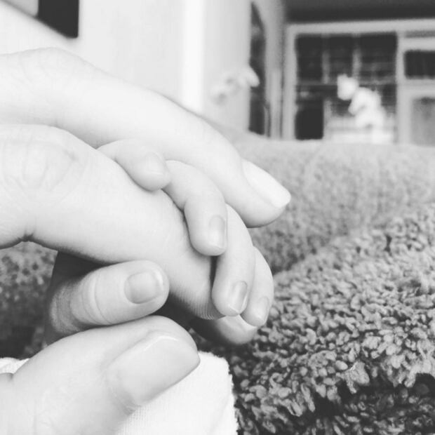 Alondra de la Parra se convierte en mamá por primera vez