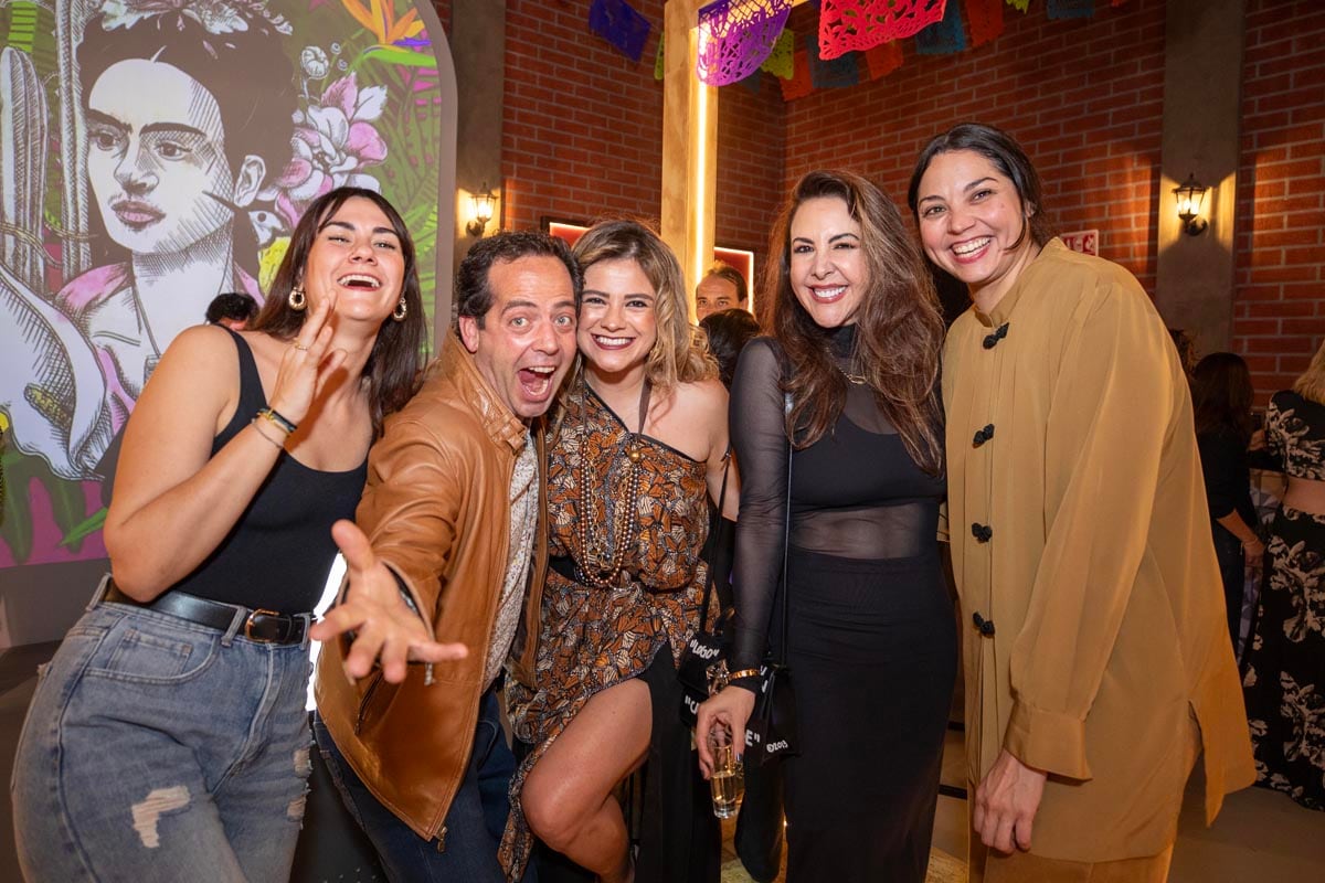 María Fernanda Bracho, Patricio Domínguez, Amelia Rello, Abril Morones y Cris Winters. (Foto: Edgar Silva Fuentes S.)