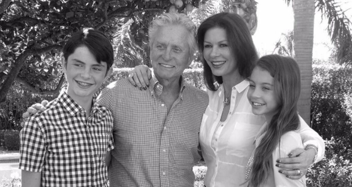 Famosos que se convirtieron en padres después de los 50