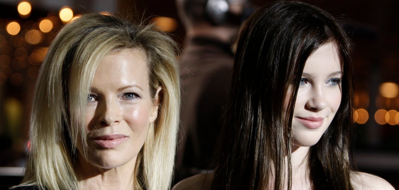 <p>Ireland Baldwin heredó la belleza y sensualidad de su mamá&nbsp;Kim Basinger.<strong> (Fotos: Archivo e Instagram)</strong></p>
