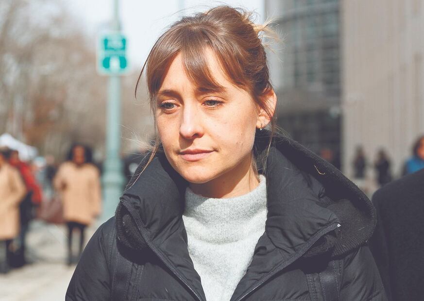 Quién es la actriz Allison Mack y por qué está relacionada con la secta Nxivm