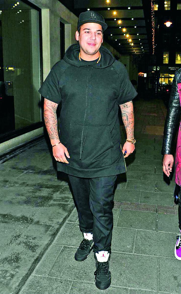 Rob Kardashian quiere la custodia total de su hija y acusa a Blac Chyna de gastar 600 dólares diarios en alcohol 