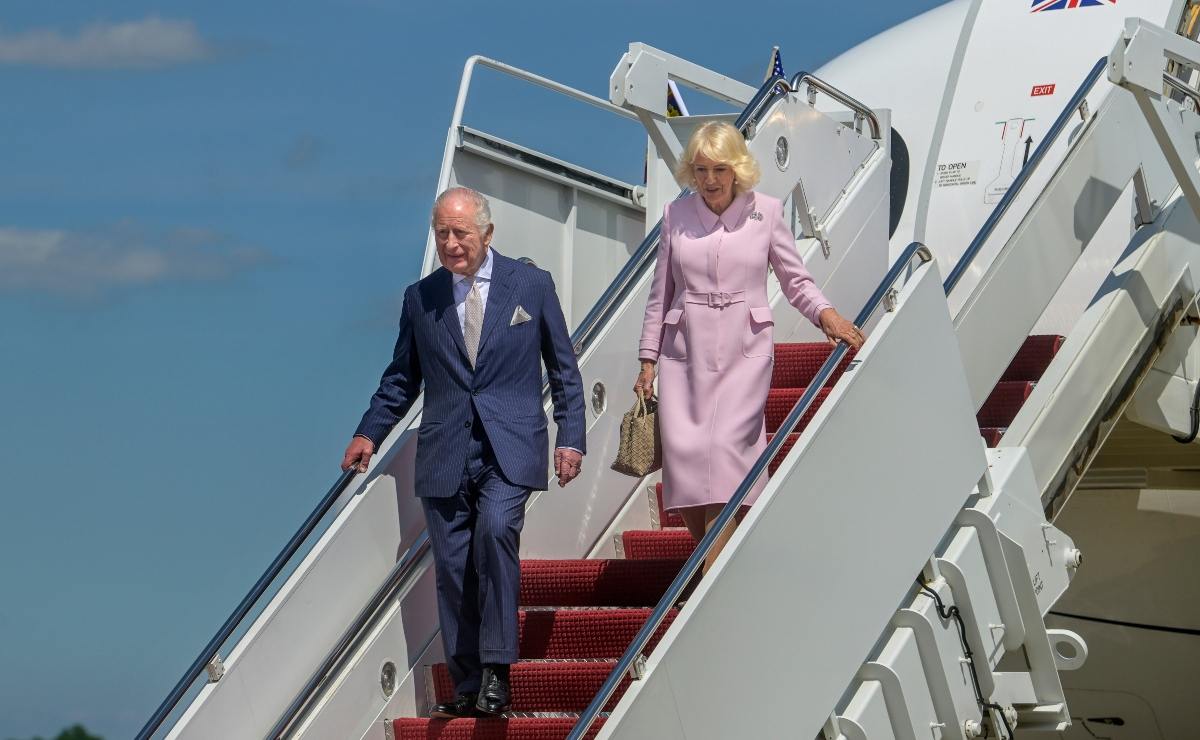 El rey Carlos II y la reina Camila en su llegada a Estados Unidos / Foto: AP