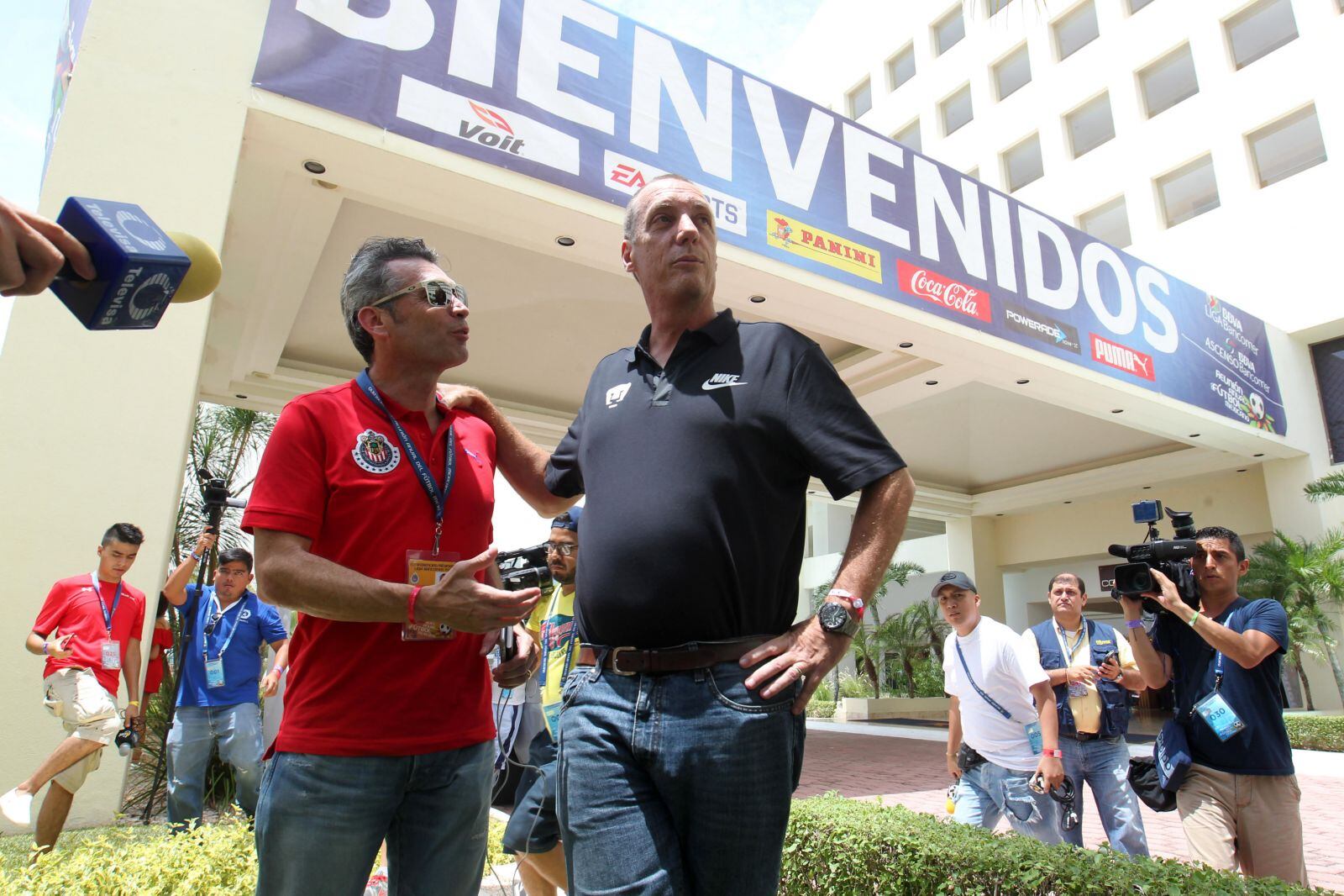 Los empresarios mexicanos que controlan el futbol