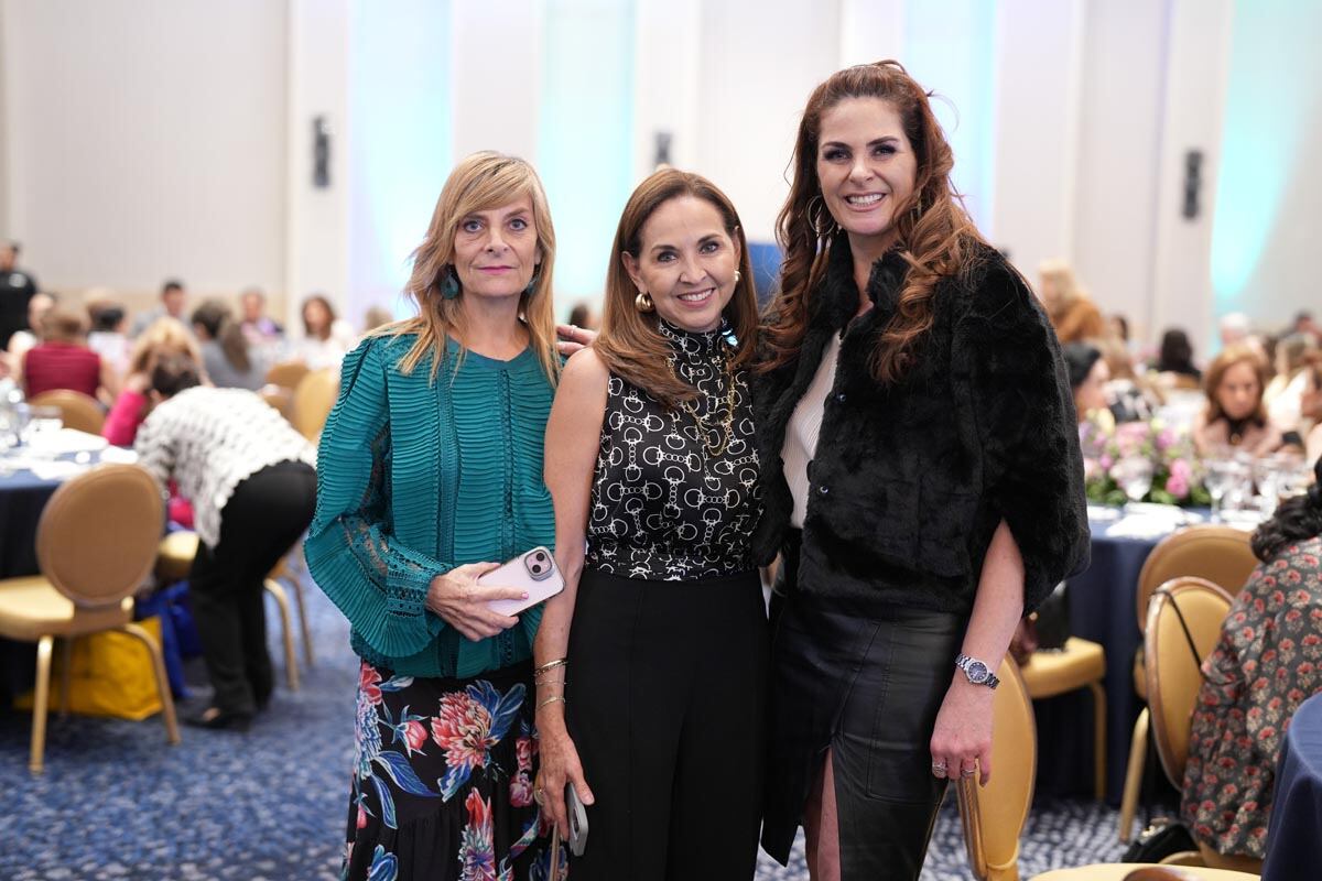 Ivonne Negrete, Adriana Navarrete y Aída Trabulce. (Foto: Leonardo Gómez)