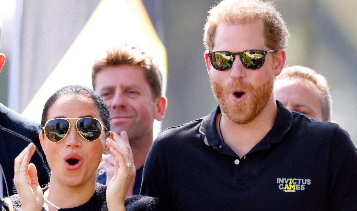 Meghan Markle y el príncipe Harry, fuera de la conmemoración a Isabel II