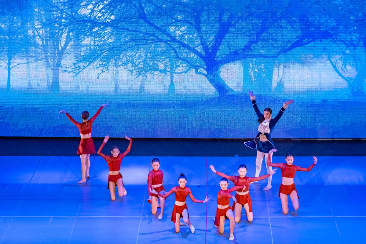 La Bella y la Bestia en escena. (Foto: José Luis González)