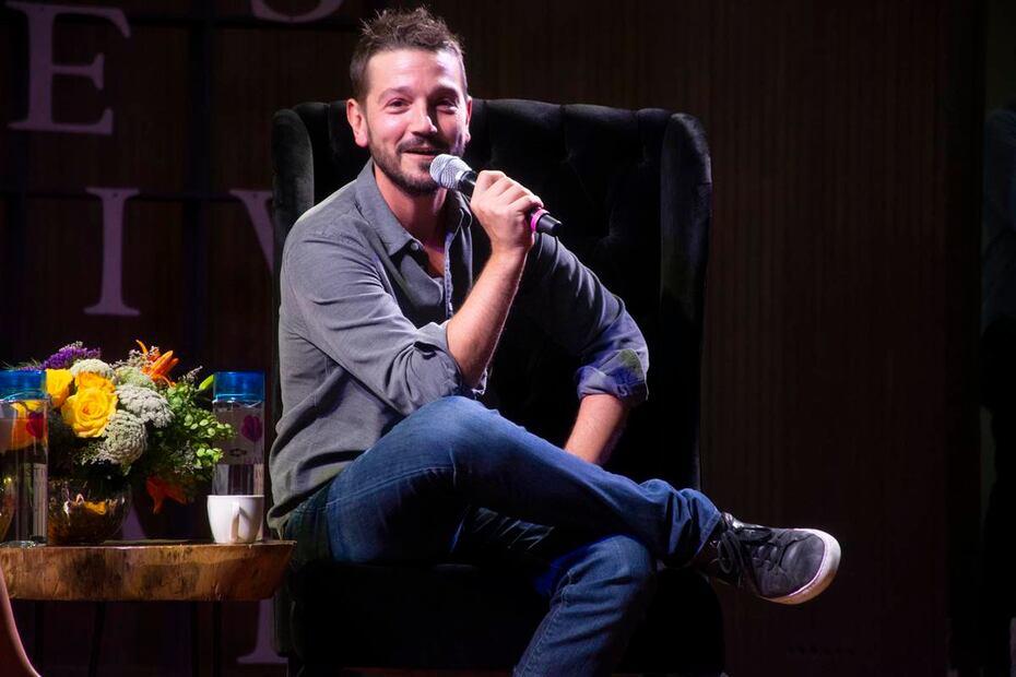 Revelan que Marina de Tavira se decidió por Diego Luna; Rafael Sánchez Navarro triste por el fin de su relación