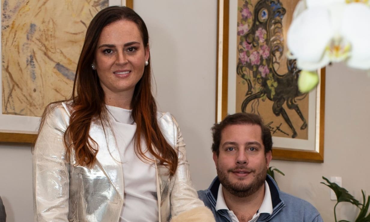 Pedro Checa y Kitzia Mitre anuncian su separación tras 15 años juntos