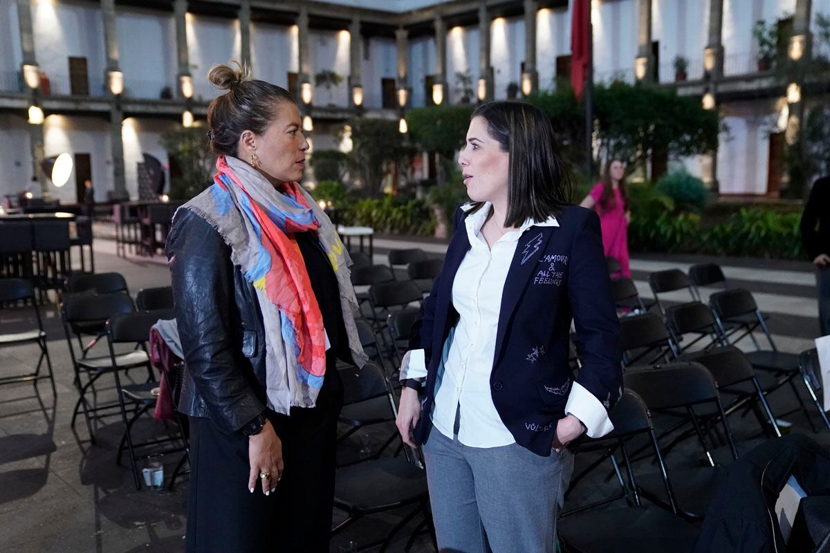 Alejandra Carmona y Mariana Calderón. (Foto: Leonardo Gómez)