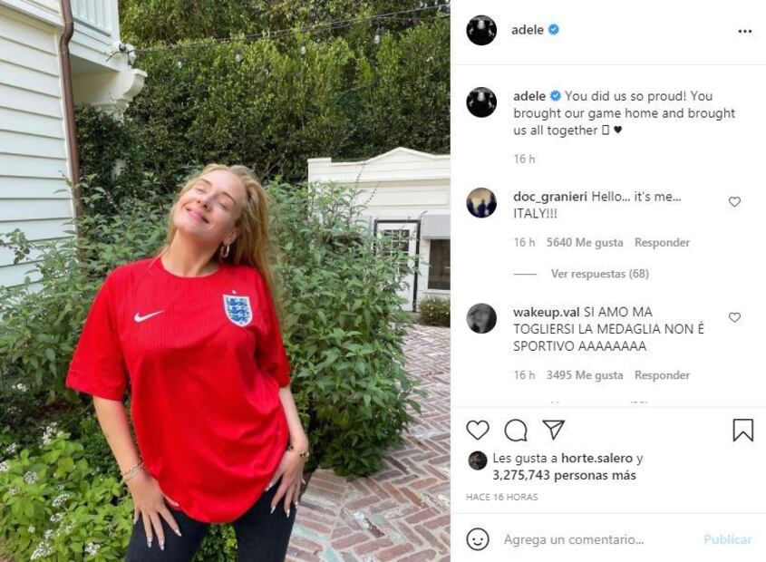 Adele sorprende con jeans ajustados en apoyo a la selección de Inglaterra