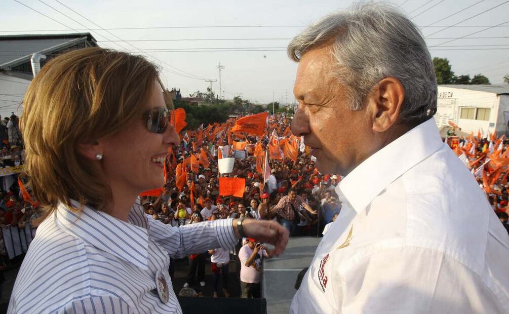 Las 5 imágenes más románticas de AMLO y Beatriz Gutiérrez Müller 