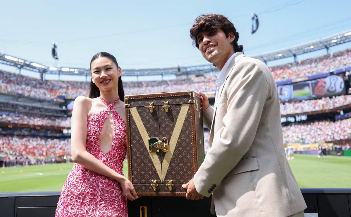 Hoyeon y Carlos Alcaraz. (Foto: AFP)