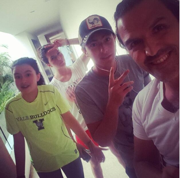 Los guapos hijos de Billy Rovzar