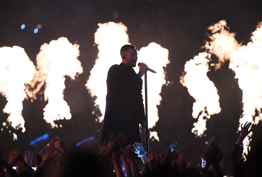Maroon 5 encendió el medio tiempo del Super Bowl LIII 