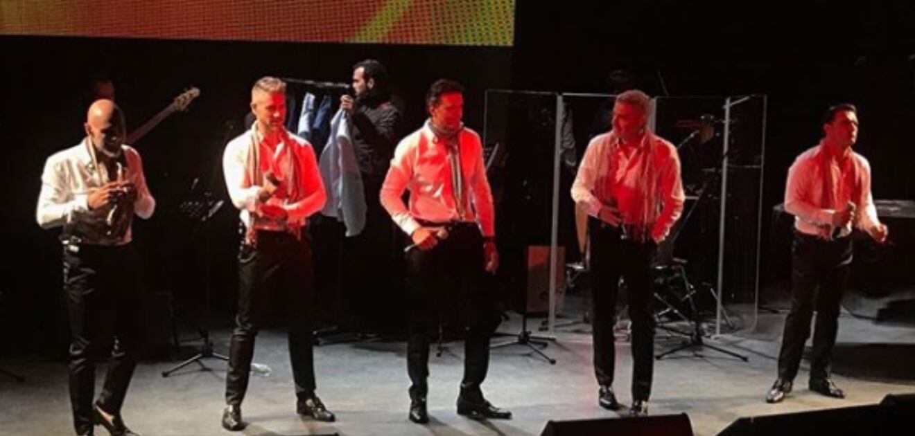Los Caballeros Cantan, el show, celebró el Día de las Madres 
