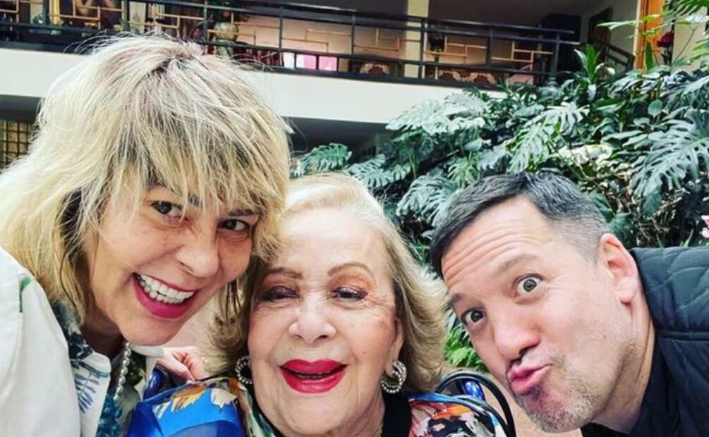 "Mi madre es un roble", Alejandra Guzmán muestra el avance de salud de doña Silvia Pinal