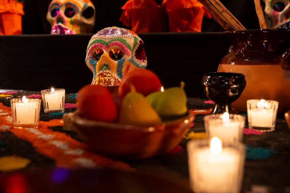La ofrenda incorpora los elementos tradicionales. (Foto: Esteban Torreblanca)
