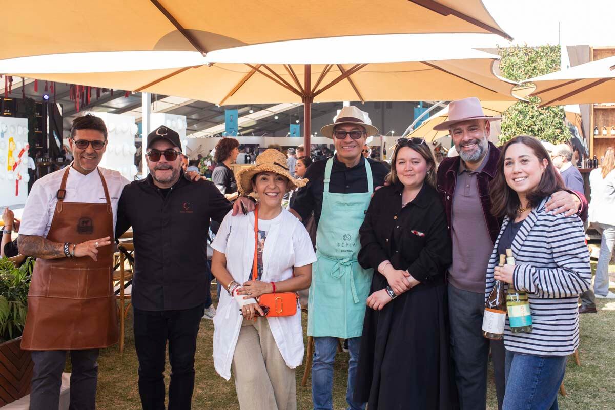 Marcelino Castro, Xano Saguer, Rose Ruiz, Julián Martínez,  Fátima León, Israel González y Alejandra Romero. (Foto: Esteban Torreblanca)