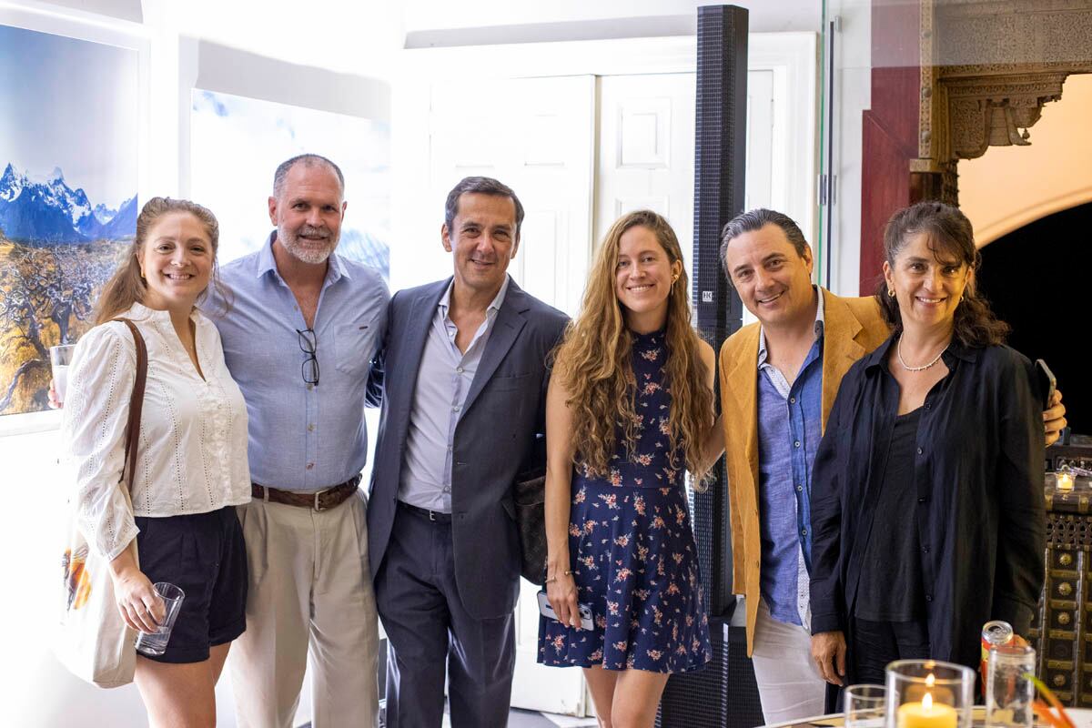 Valentina Muñoz, Juan Carlos Lapuente, Mauricio Orellano, Érika Valencia, Federico López y Citlalli Gómez Lepe. (Foto: Edgar Silva Fuentes S.)