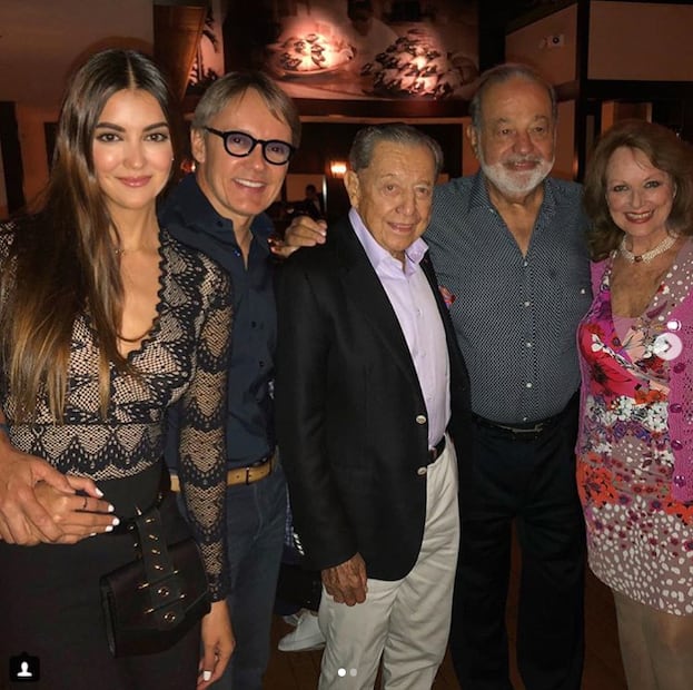 Carlos Slim sorprende al lucir más delgado y relajado