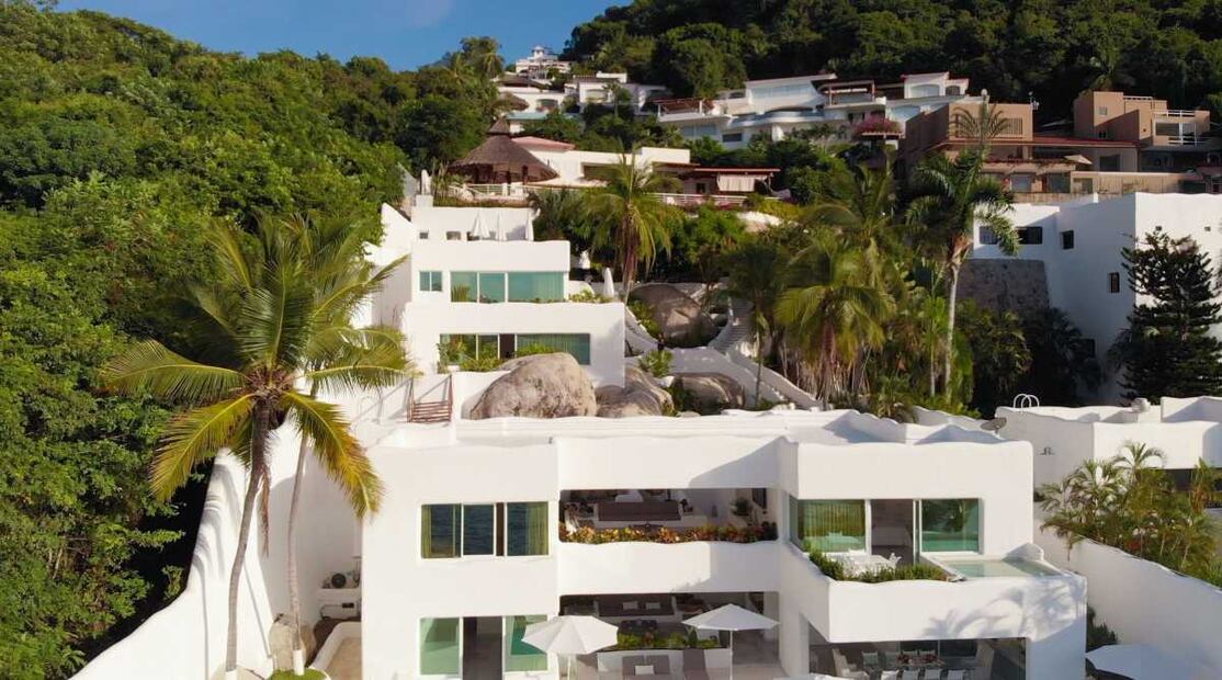 Roberto Palazuelos renta su mansión de Acapulco por 1,500 dólares