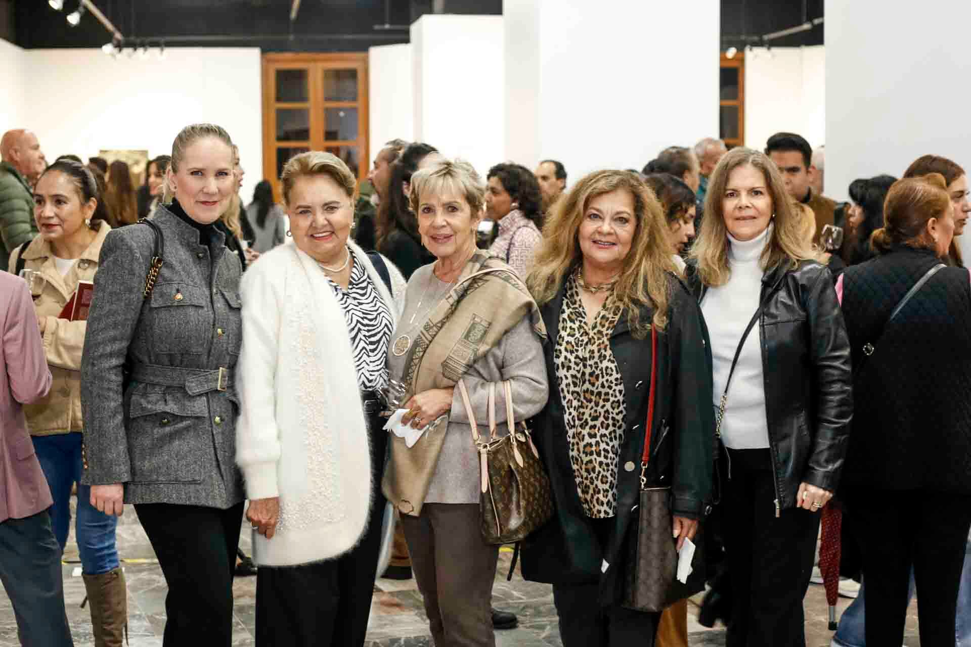 María Franco, Ana Lourdes Ibarra, Leticia Zaldívar, Gina Luis Castillo y Pilar Philibert. (Foto: Esteban Torreblanca)