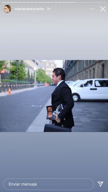 Estos son los libros que Samuel García le dio a AMLO