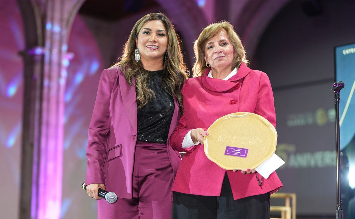 Claudia Pérez y Sandra Romandía. (Foto: Leonardo Gómez)