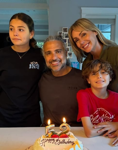 Jaime Camil celebró su cumpleaños con su esposa Heidi Balvanera y sus hijos, Elena y Jaime / Foto: Instagram