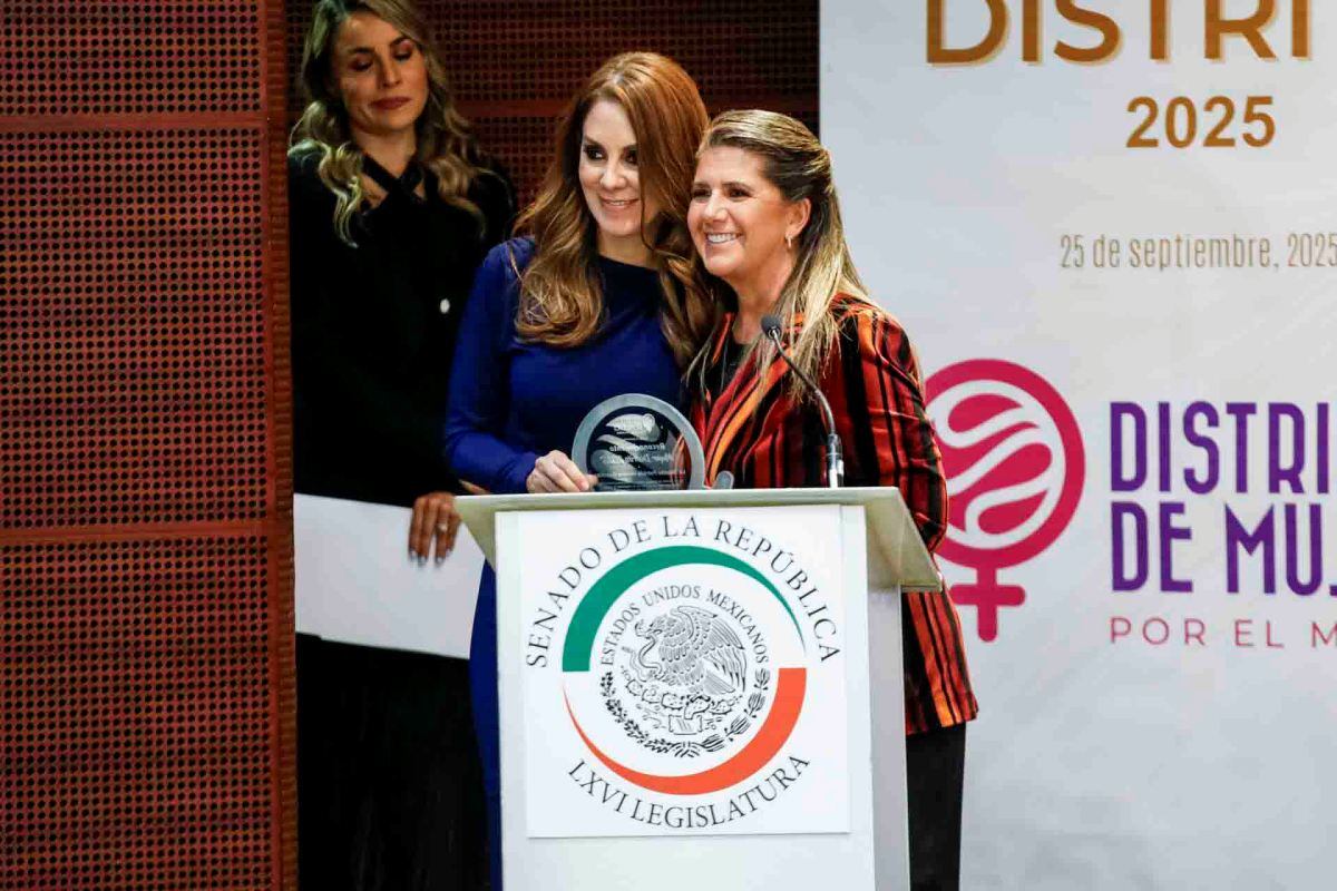 Mari Rouss Villegas y Martha Patricia Herrera. (Foto: Esteban Torreblanca)