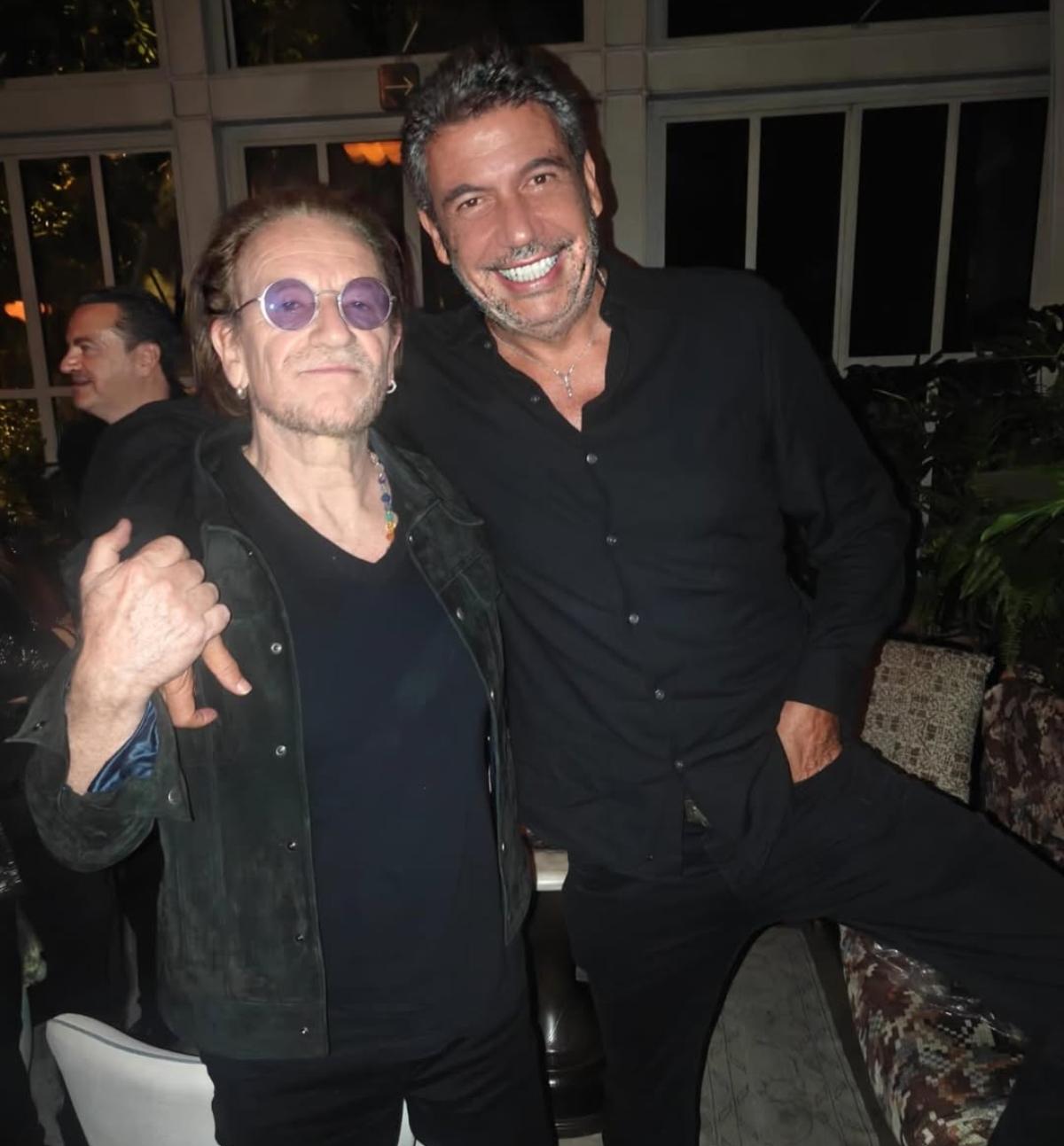 Bono, vocalista de U2 y Arturo Elias Ayub / Foto: Instagram