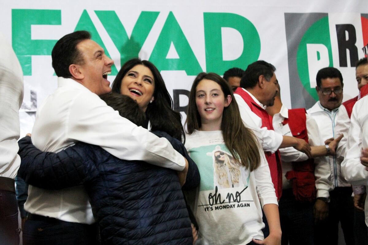Omar Fayad, esposo de Victoria Ruffo, da positivo por coronavirus