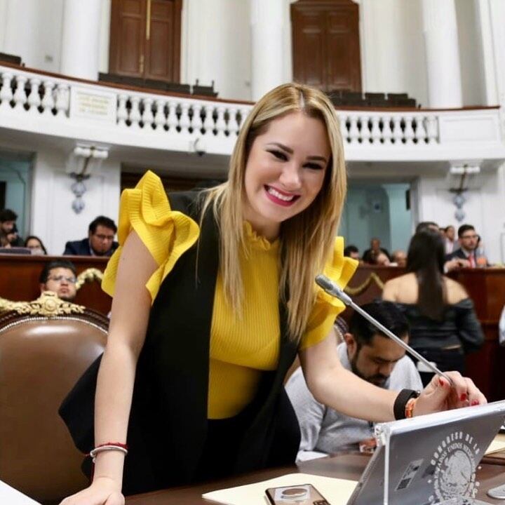 Tere Ramos, diputada del Verde Ecologista, se suma al paro de mujeres del 9 de marzo 