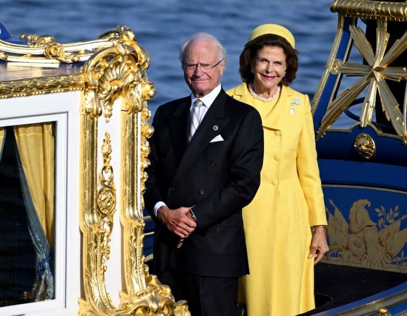 El rey Carlos Gustavo de Suecia y la reina consorte Silvia / AFP