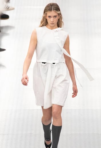 Sunday Rose desfilando para Miu Miu / Foto: Instagram @miumiu